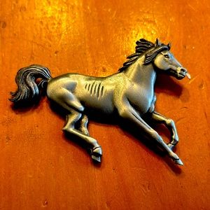 Silver Horse brooch